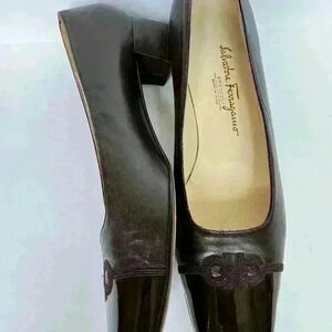 Salvatore Ferragamo Leather Logo Cap-toe Shoes